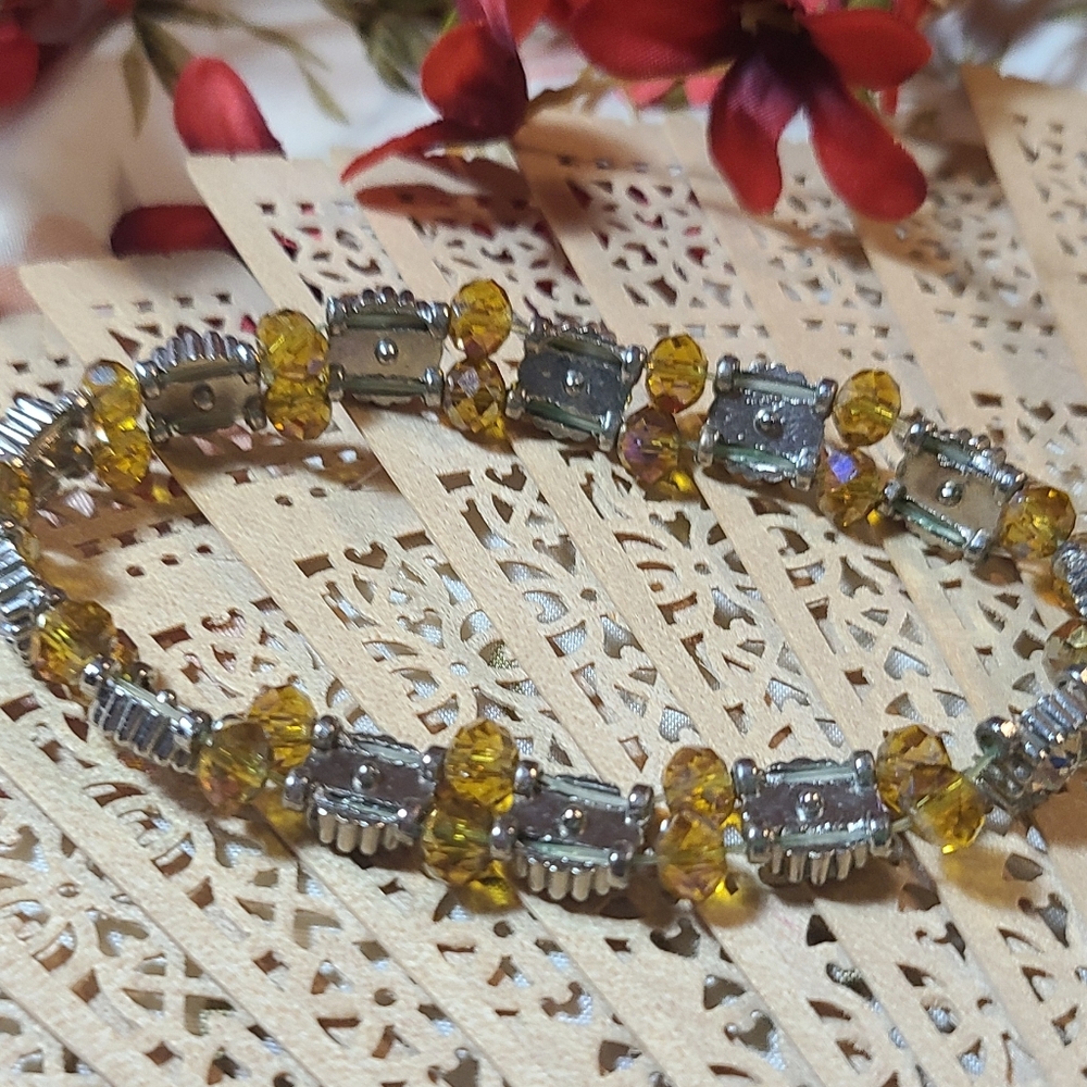 Elegant Silver and Yellow Stretchy Bracelet For Sale
